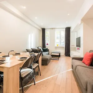 Spacious Apartment-2br-4p-boulevard Saint-germain Apartamento